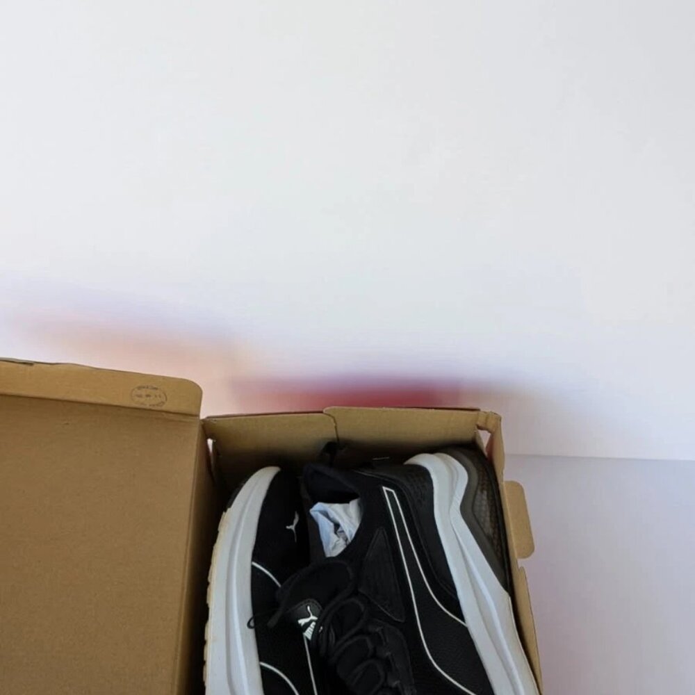 Size 10.5 - PUMA Amplifier Black White